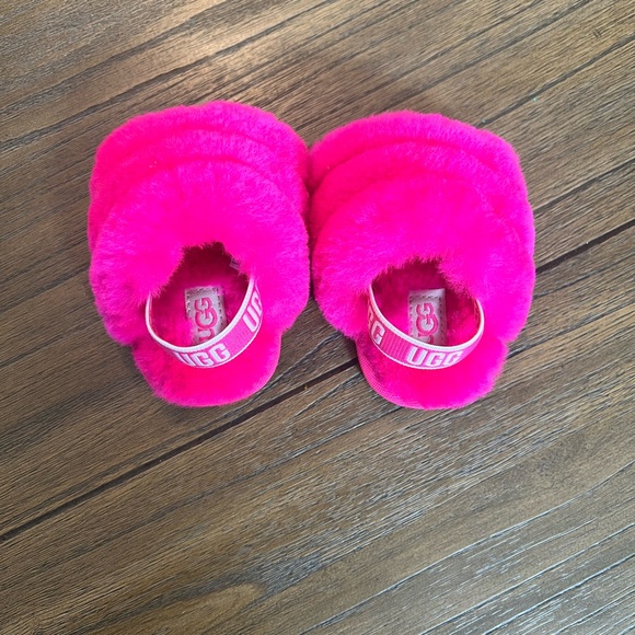 Authentic Ugg Fluff yeah baby sandals  NWOT - Picture 5 of 8
